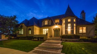 Luxury Home Demand Surges in Dallas–Fort Worth as Park Cities and Preston Hollow Draw Elite Buyers (Featured)